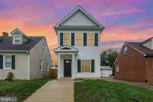 featured image of 1307 Cardwell St