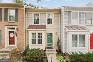 8564 Springfield Oaks Dr - Photo 1 of 1
