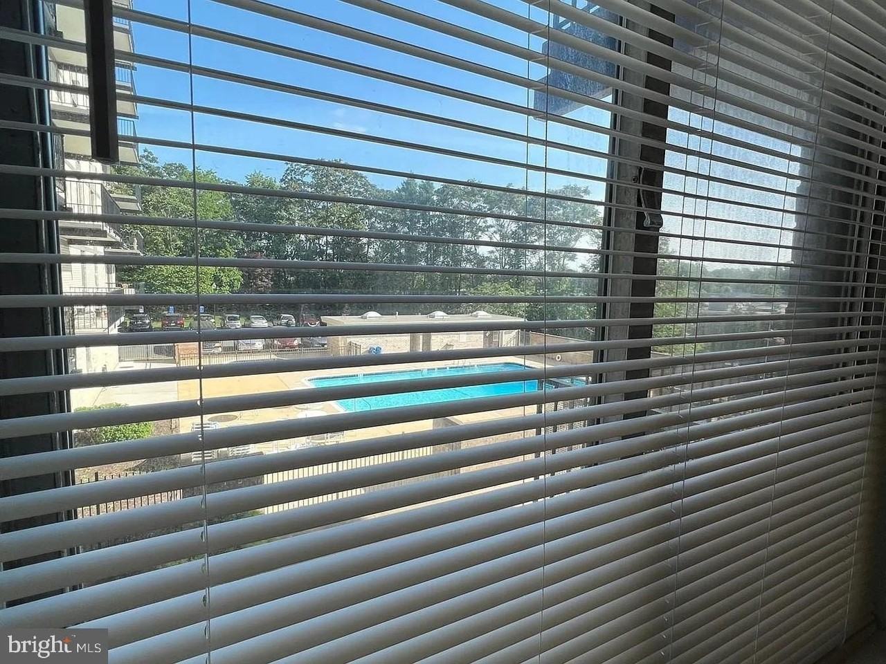 3245 Rio Dr Apt 204 #204 - Photo 7 of 36