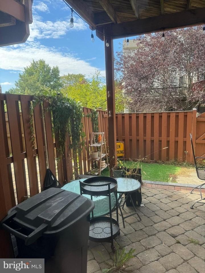 20691 Southwind Terrace - Photo 3 of 16