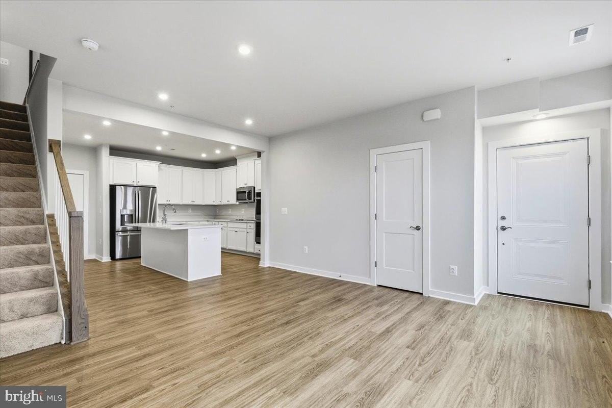 9066 Katherine Johnson Ave - Photo 5 of 27