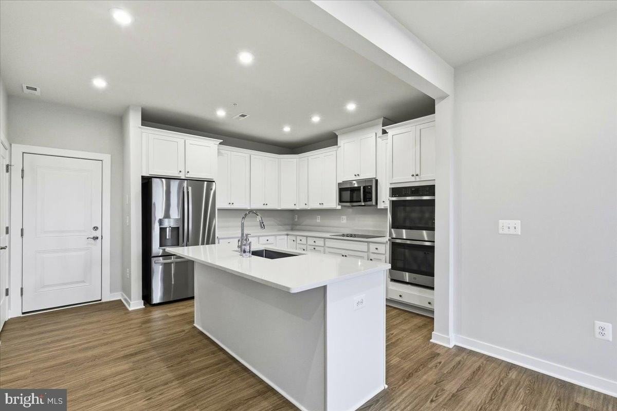 9066 Katherine Johnson Ave - Photo 7 of 27