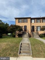 212 W Whitlock Ave - Photo 1 of 1