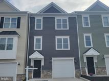 328 W 11th St - Photo 1 of 1