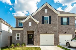 featured image of 204 Douglas Bend Rd ##1601