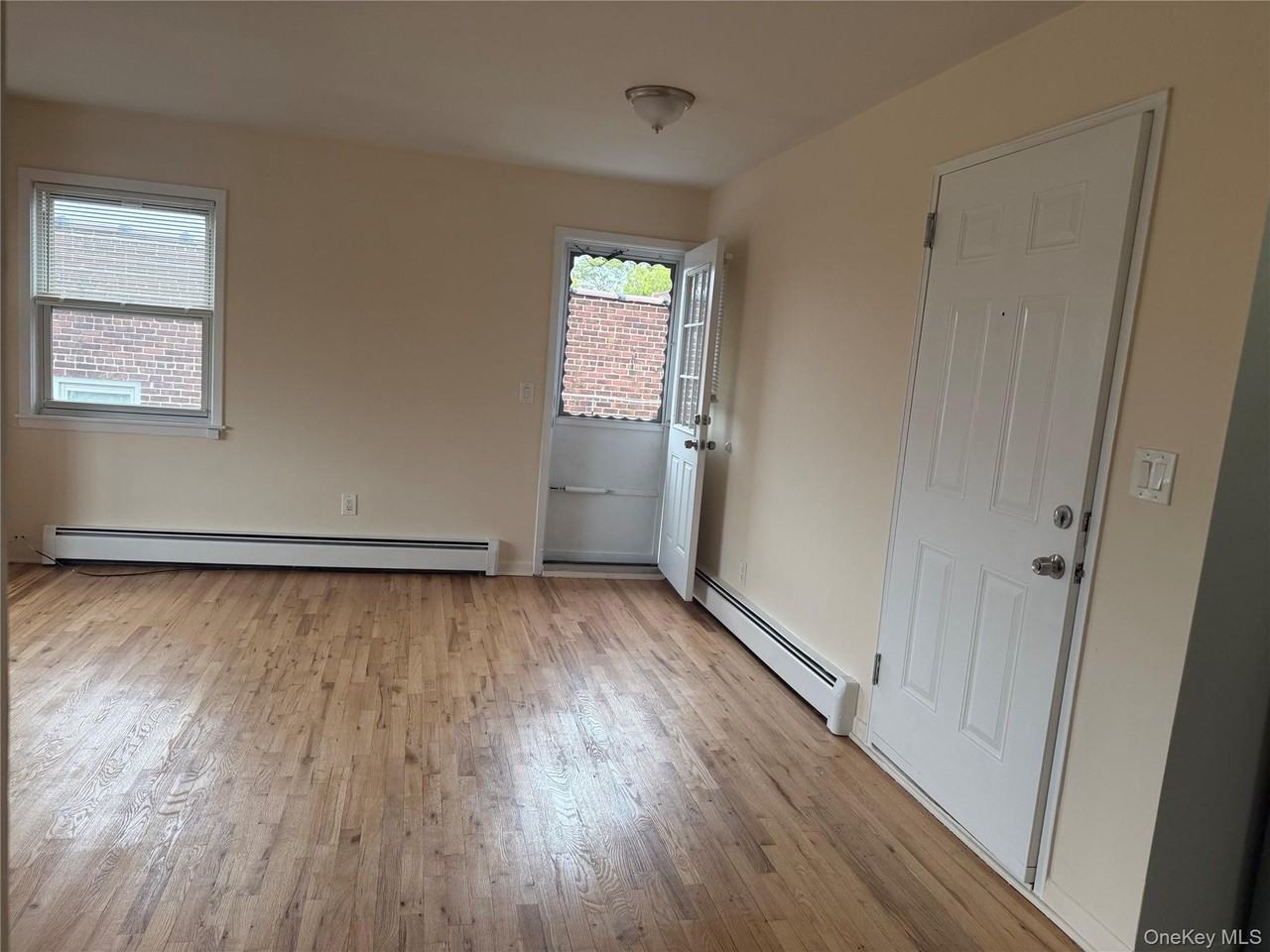 6126 164th St ##3a - Photo 3 of 12