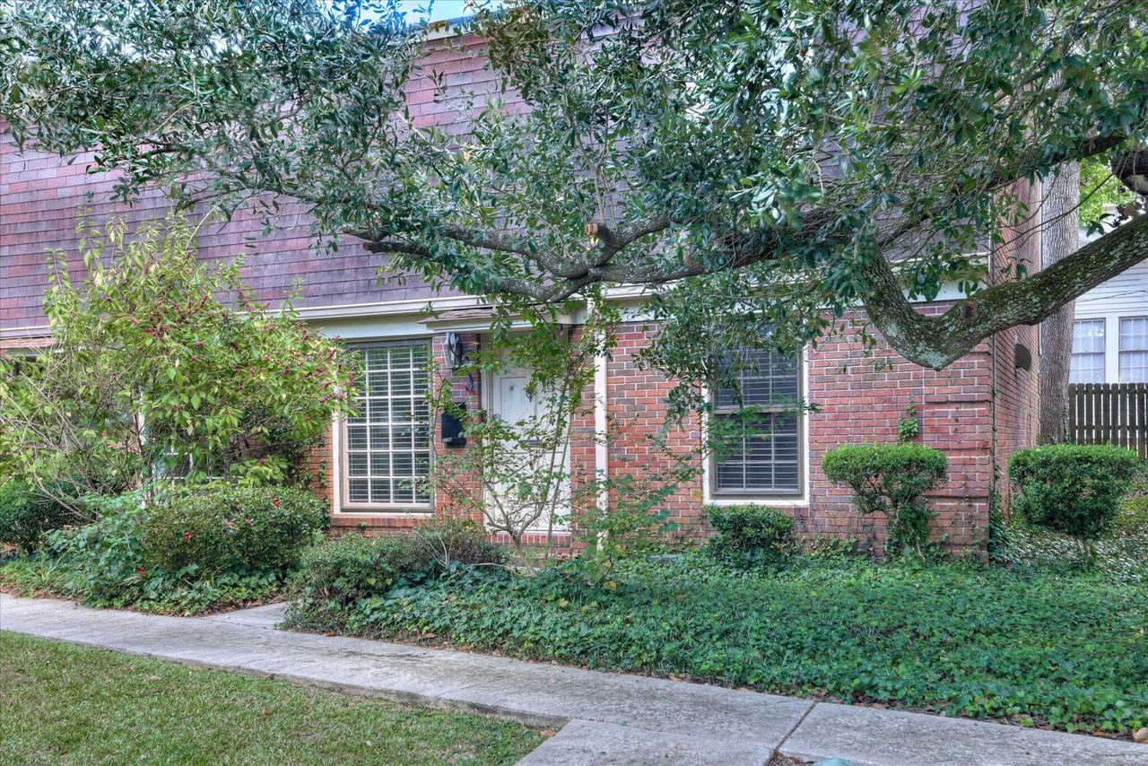 314 Laurens St Sw - Photo 2 of 25