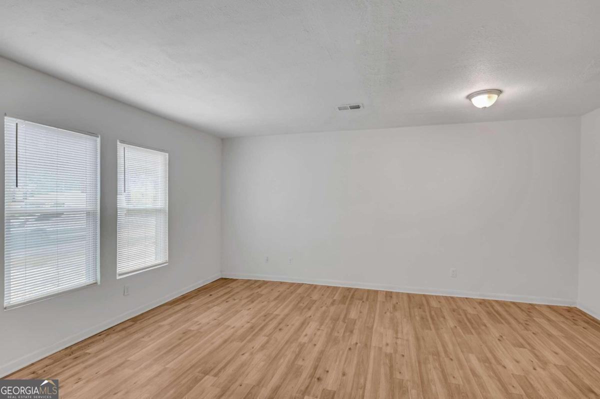 1903 Whitehall Forest Court Southeast - Photo 3 of 34