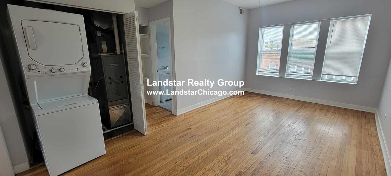 4409 N Kimball Ave #3