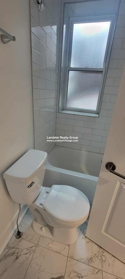 4354 N Troy St #2 - Photo 3 of 15