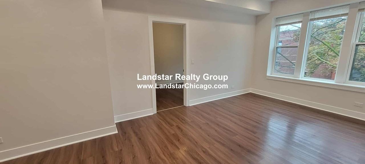 4354 N Troy St #2 - Photo 5 of 15