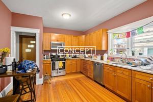 featured image of 15 Teele Ave #2