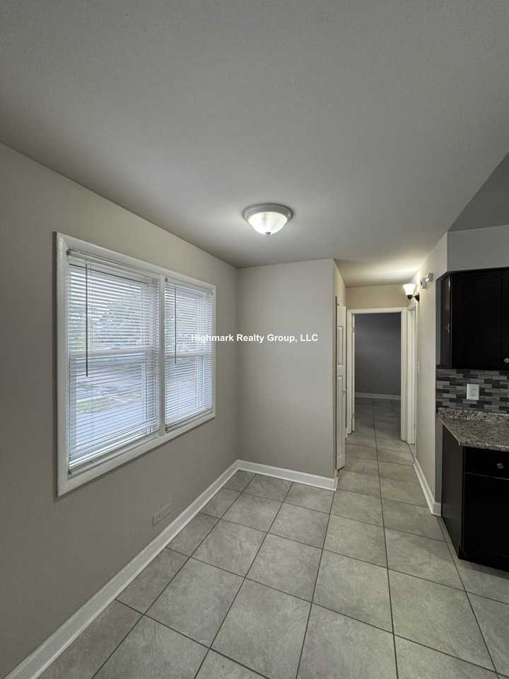 9610 Ivanhoe Ave #1OA - Photo 3 of 6
