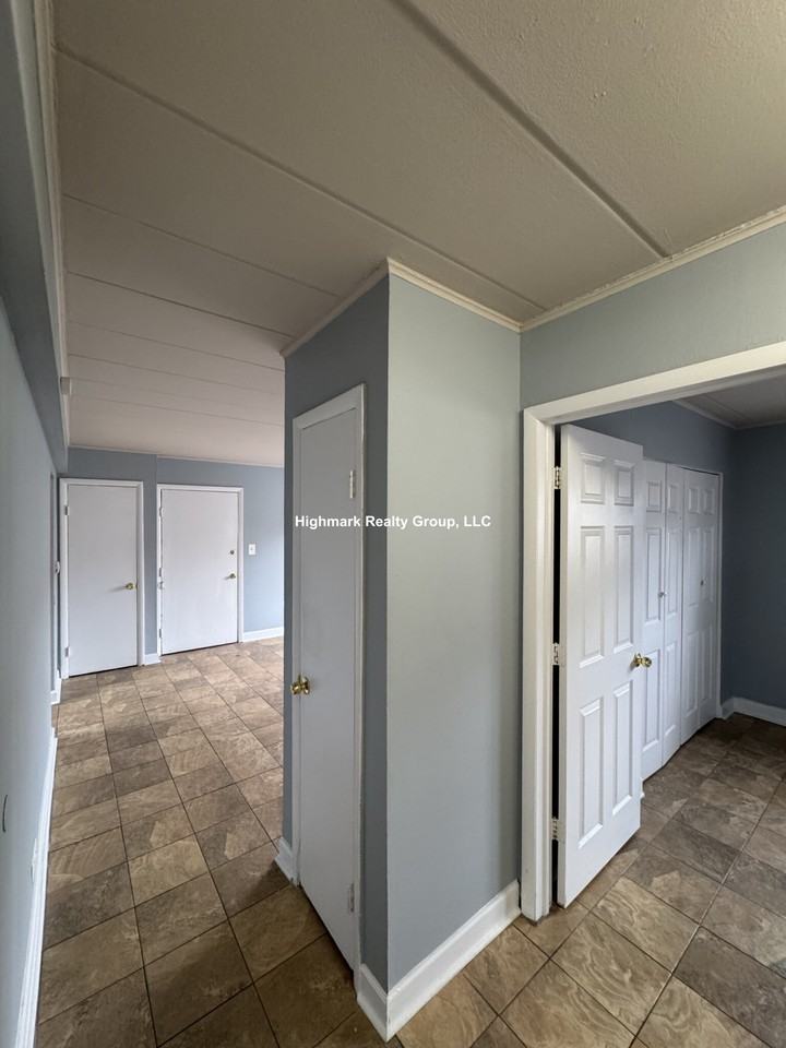 3824 25th Ave #5A - Photo 7 of 8