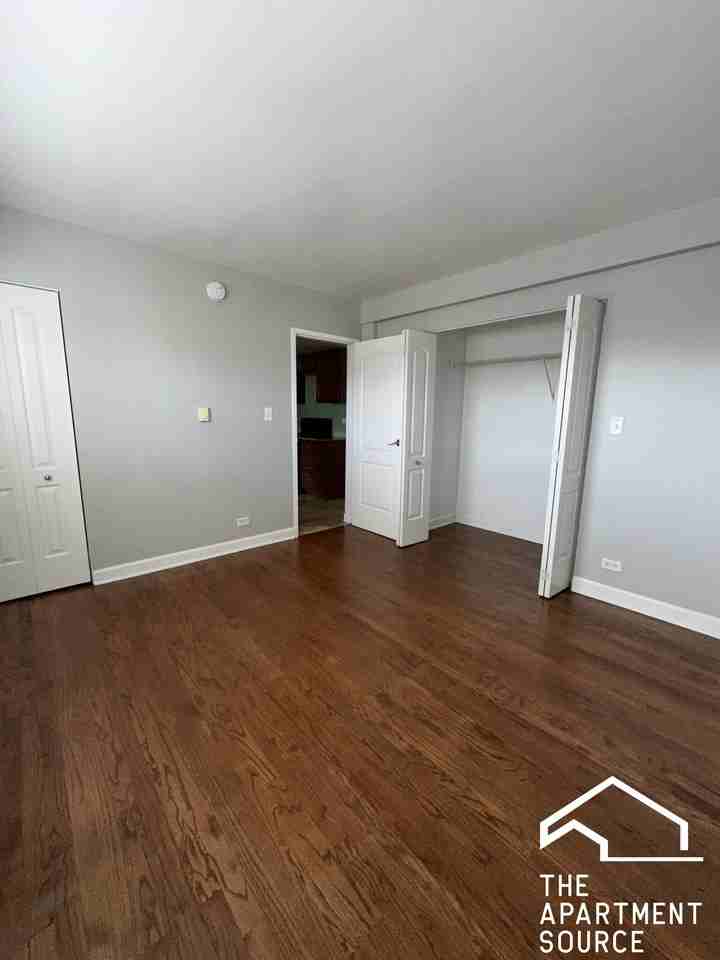 76325 N Milwaukee Ave #1A - Photo 7 of 11
