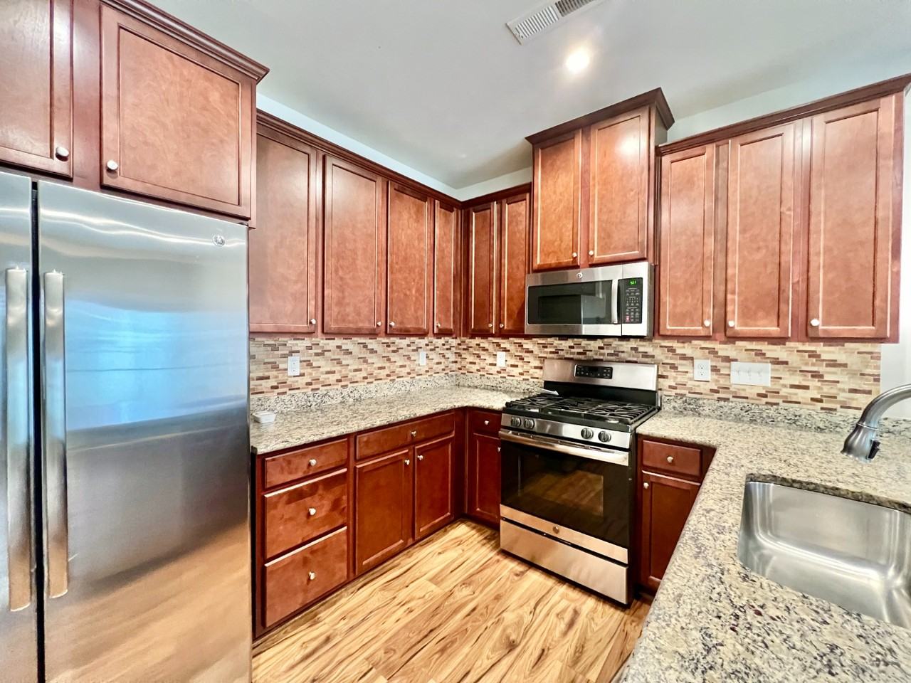 310 Willow Wood Ct - Photo 2 of 19