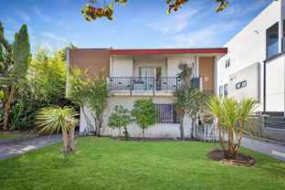 4522 St Charles Pl #6 - Photo 1 of 1