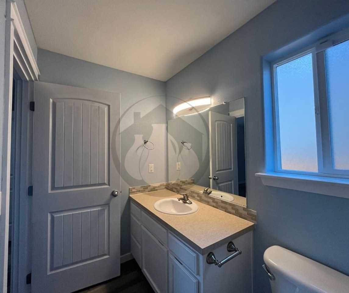 5530 Bryce Street Southeast - Photo 5 of 9