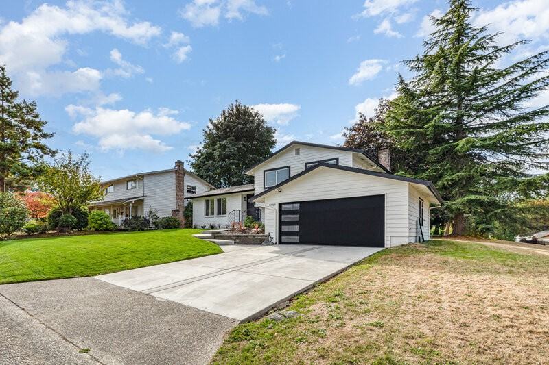 13419 128th Pl Ne - Photo 3 of 26