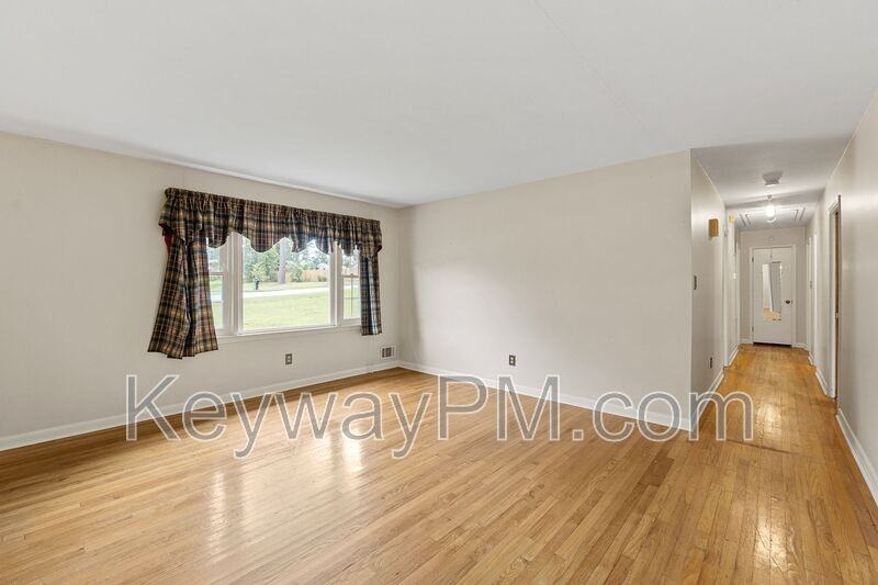 1001 Beverly Heights Dr - Photo 6 of 30