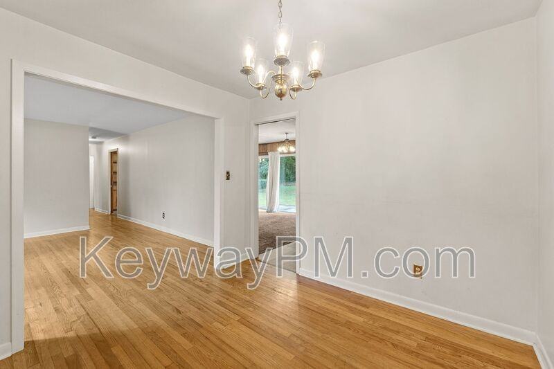 1001 Beverly Heights Dr - Photo 7 of 30