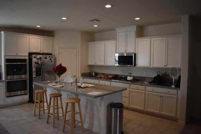 701 Betten St - Photo 7 of 31