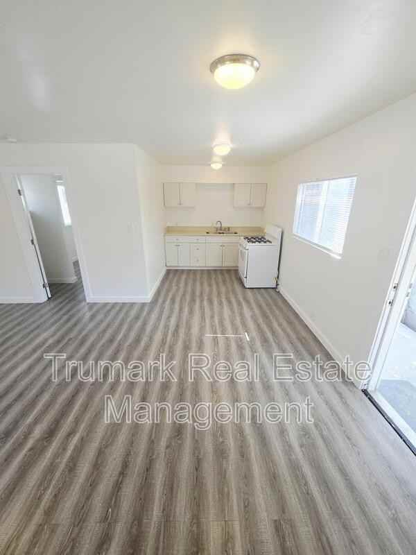 1020 Gerhart Avenue - Photo 2 of 19