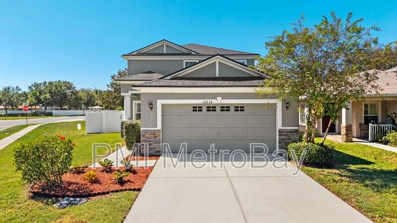 10238 Perthshire Cir - Photo 2 of 46