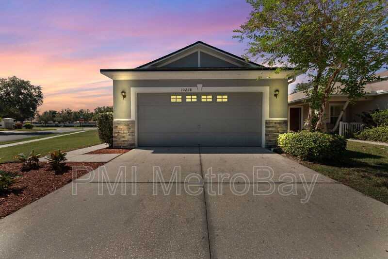 10238 Perthshire Cir - Photo 3 of 46