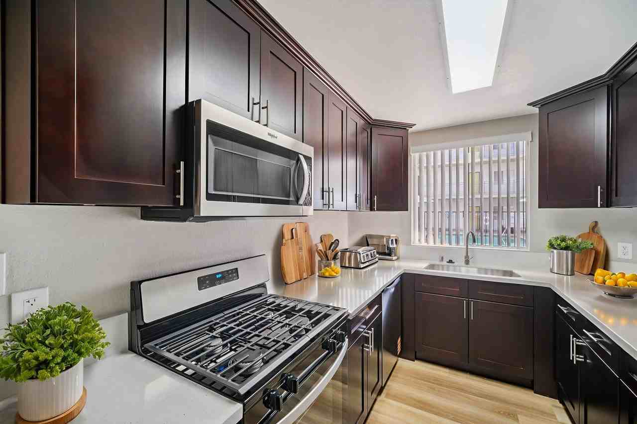 Vassar Terrace - Photo 3 of 50