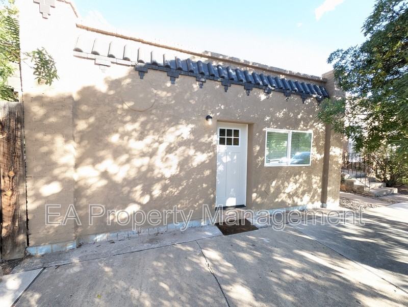 810 13th St Nw - Photo 2 of 15