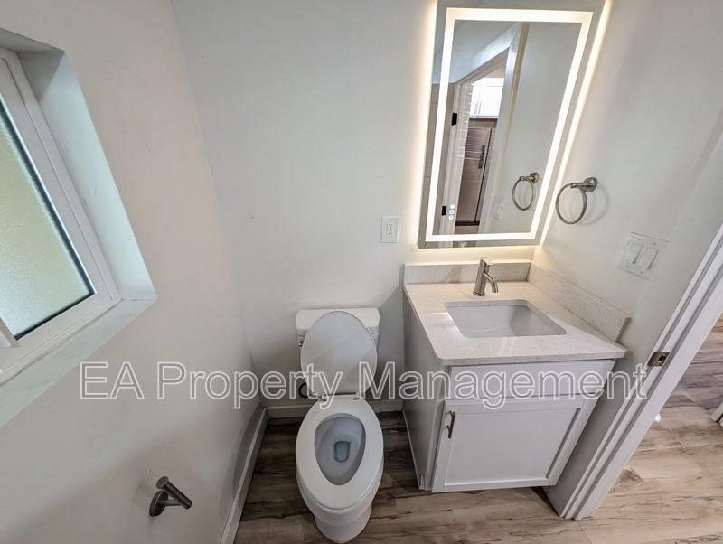 810 13th St Nw - Photo 6 of 15