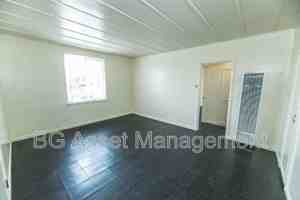 featured image of 1415 Visalia Ave