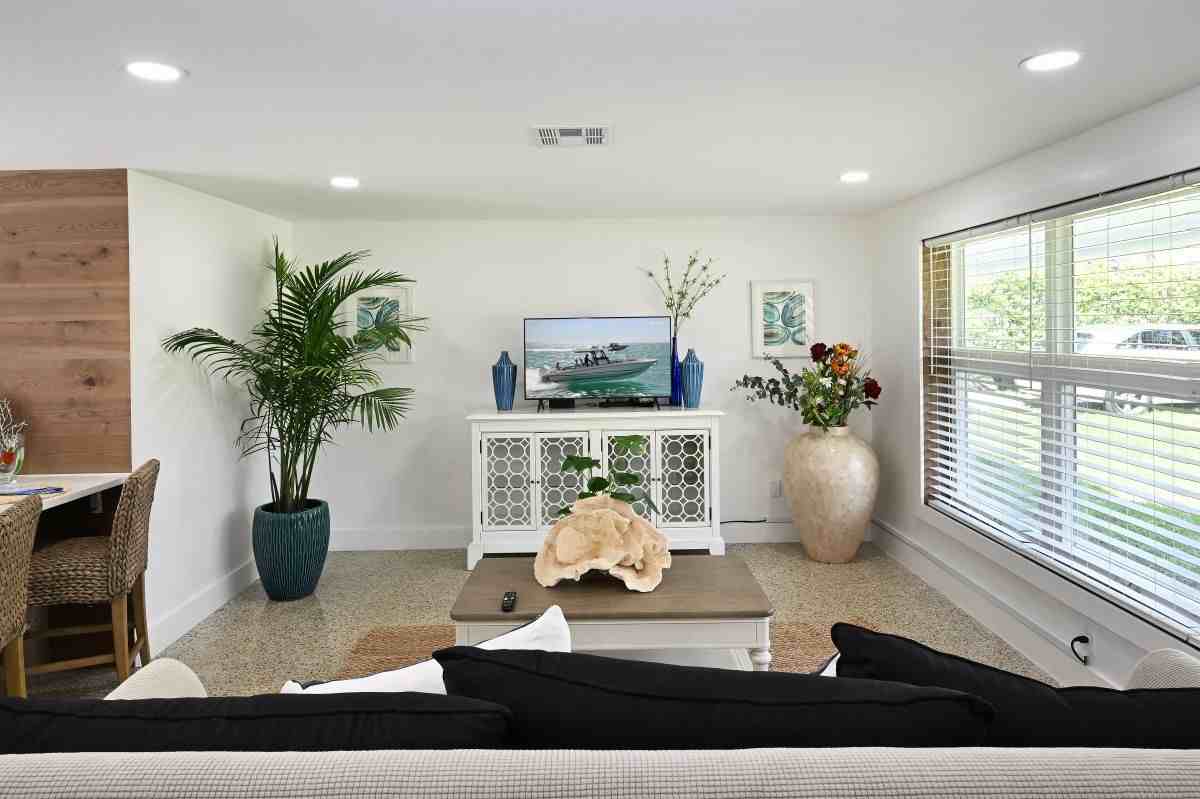 9504 Se Saturn St - Photo 6 of 39