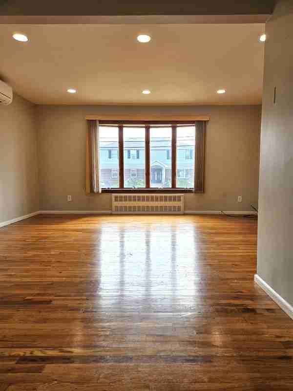 21 5th Ave - Photo 2 of 29