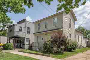 featured image of 613 Davis St