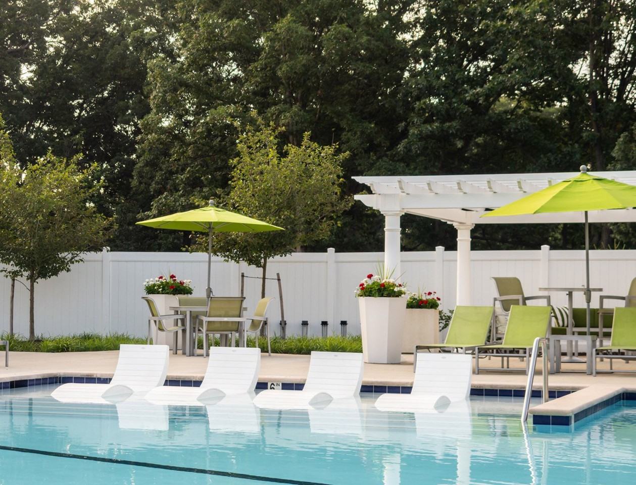 Chadwick Manor Townhomes - Photo 7 of 51