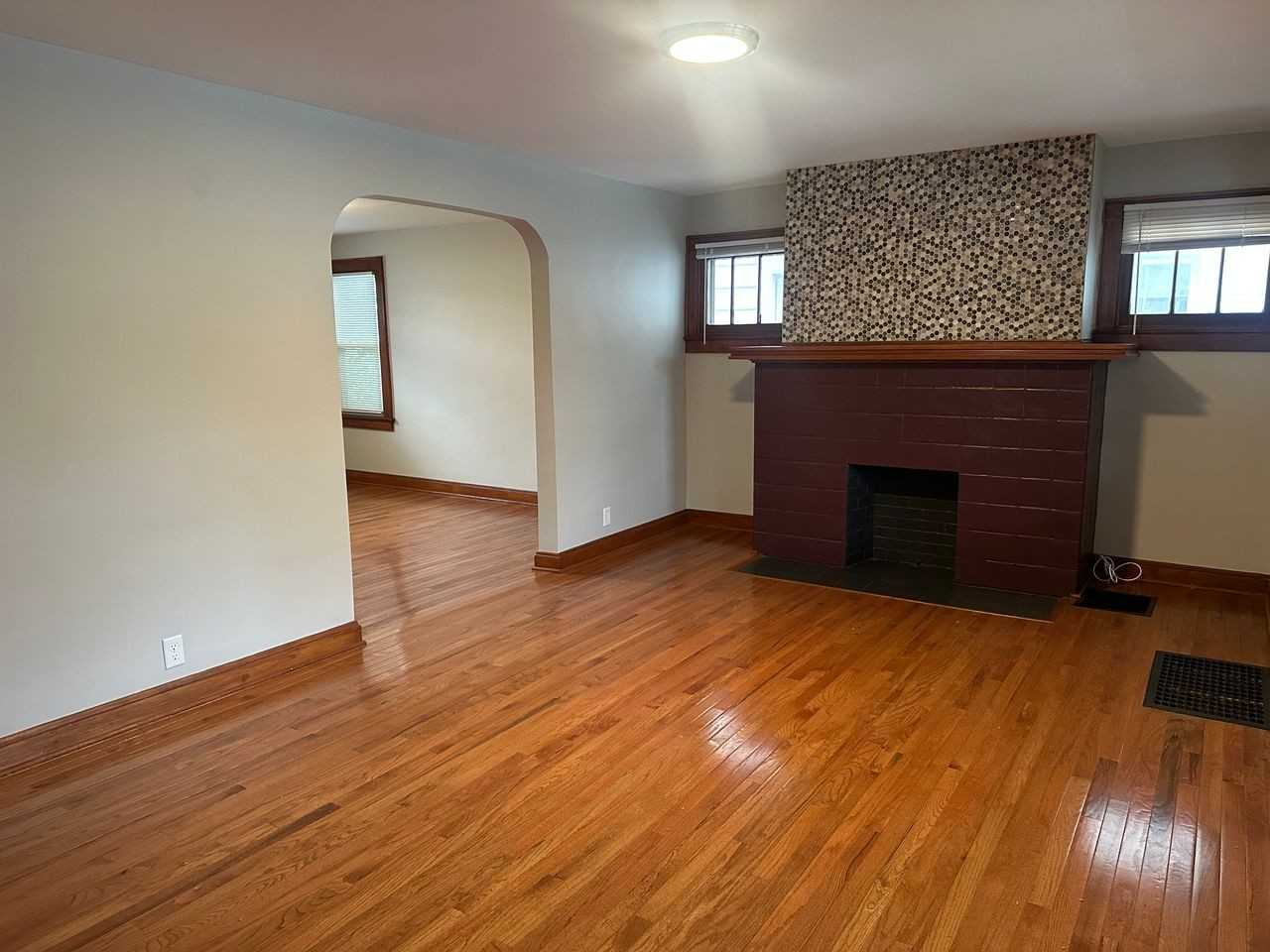 1288 Linwood Ave - Photo 7 of 39