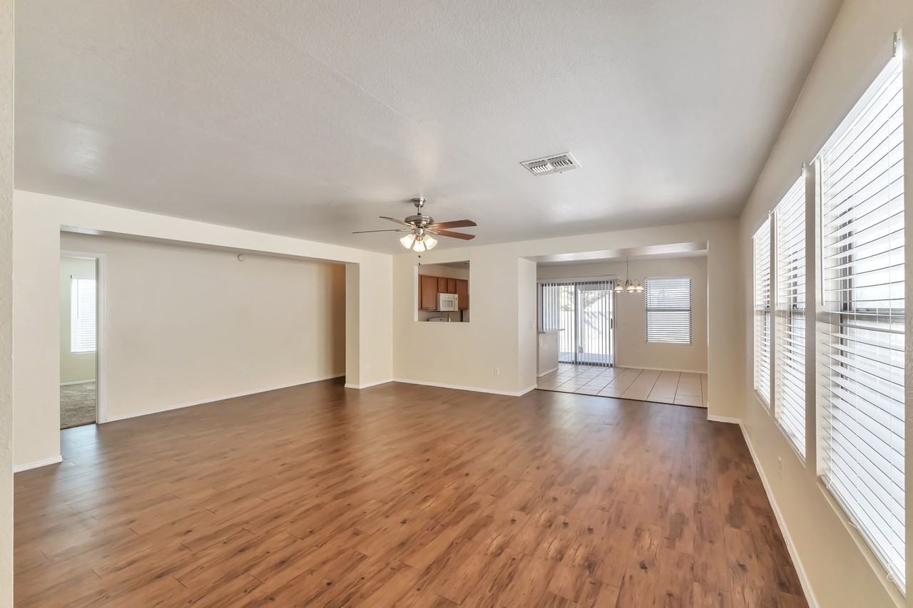 8114 S Sunny Sky Pl - Photo 3 of 27