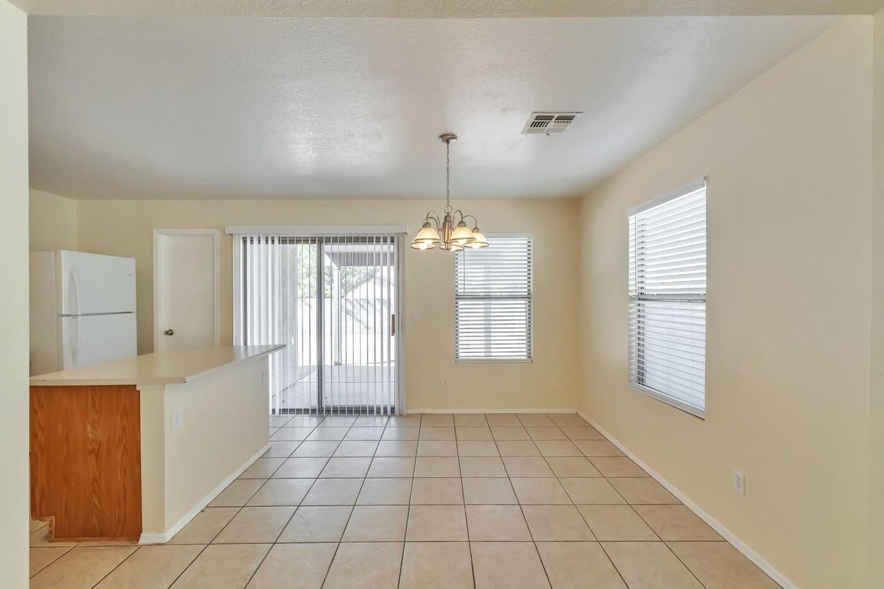 8114 S Sunny Sky Pl - Photo 6 of 27