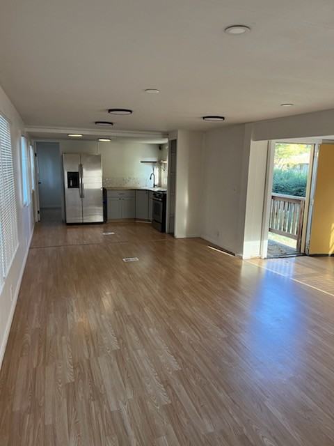 2375 E Main St - Photo 3 of 9