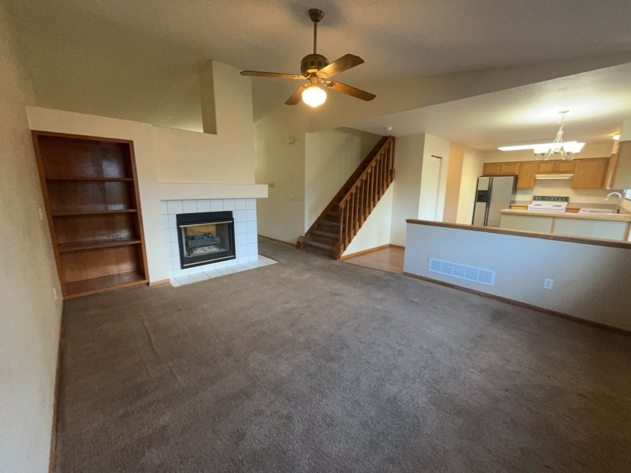 5921 Fossil Dr - Photo 3 of 13