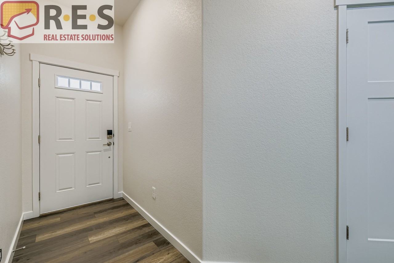 5755 Villa Lorenzo Dr - Photo 6 of 28