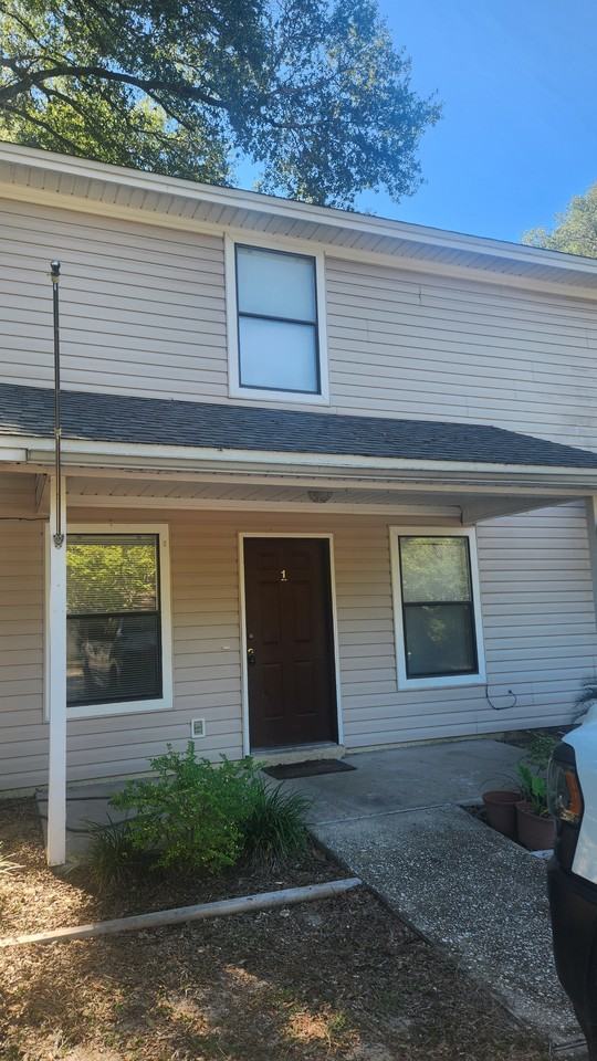 205 Marquette St #1 - Photo 2 of 14