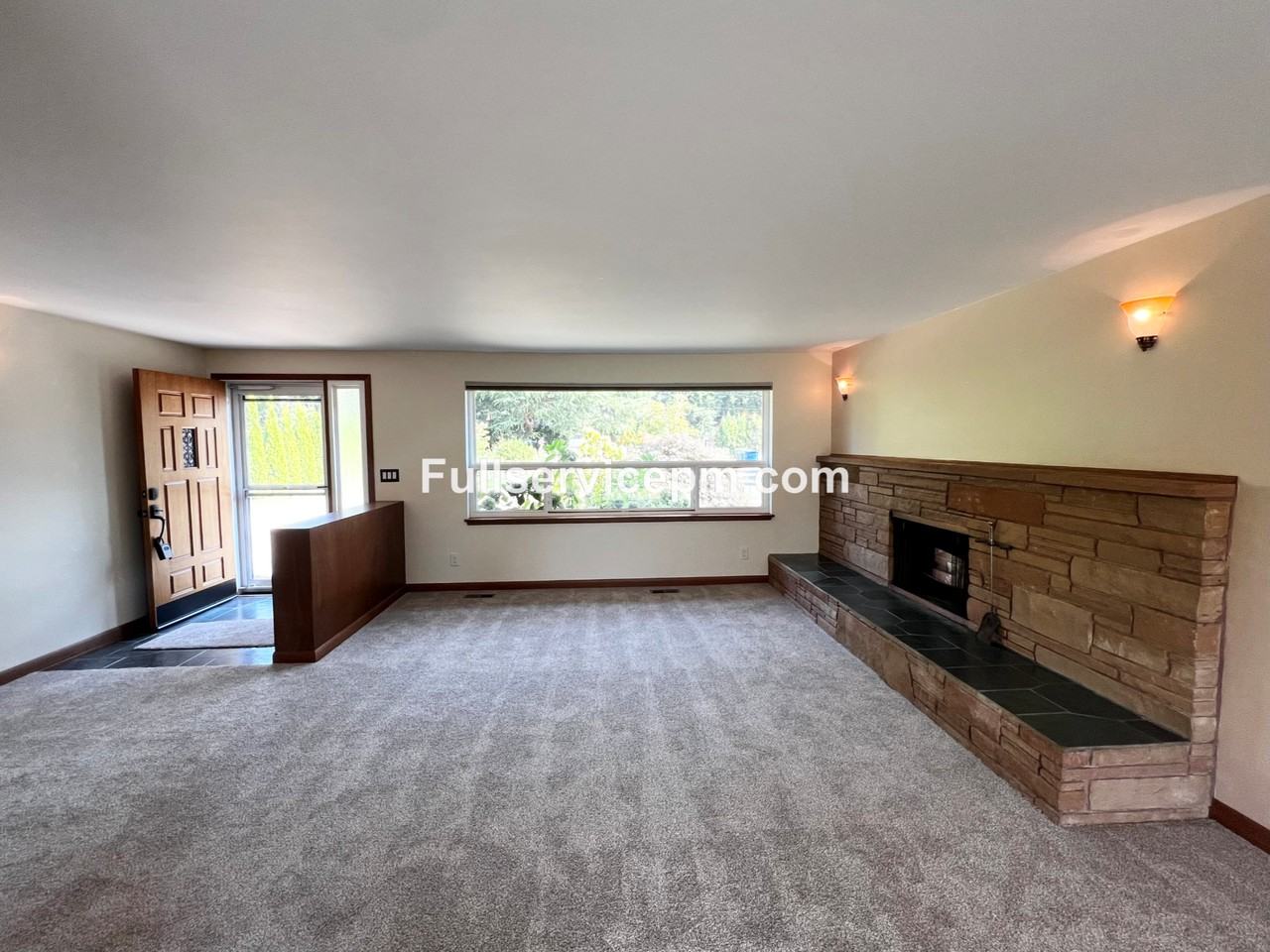 1013 Monroe Ave Ne - Photo 3 of 21