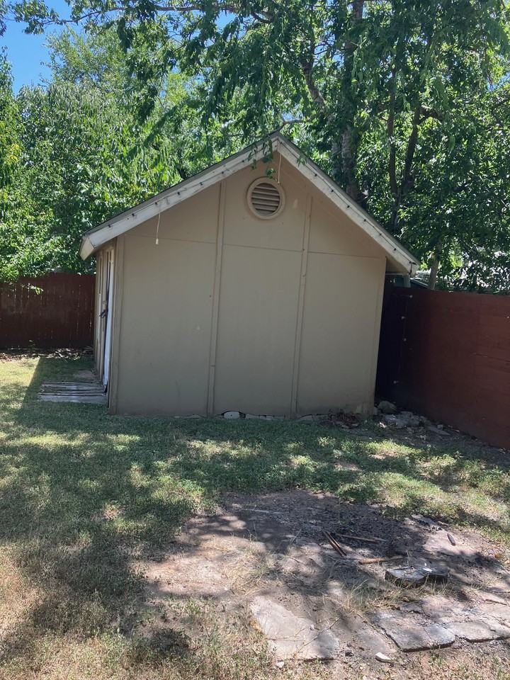 6902 Colony Park Dr #NA - Photo 6 of 29