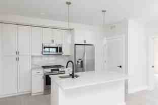 425 Border St #501 - Photo 1 of 1