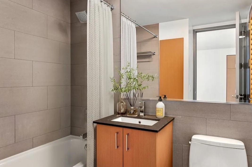 29 Beekman St #35N - Photo 5 of 13