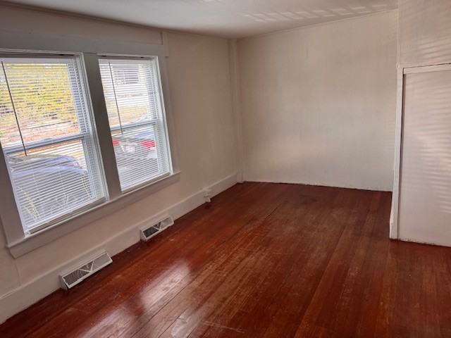 48 Ash St - Photo 2 of 16