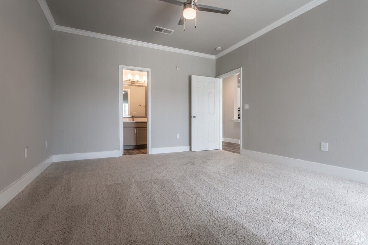 54 Fm 1488 Rd - Photo 7 of 11